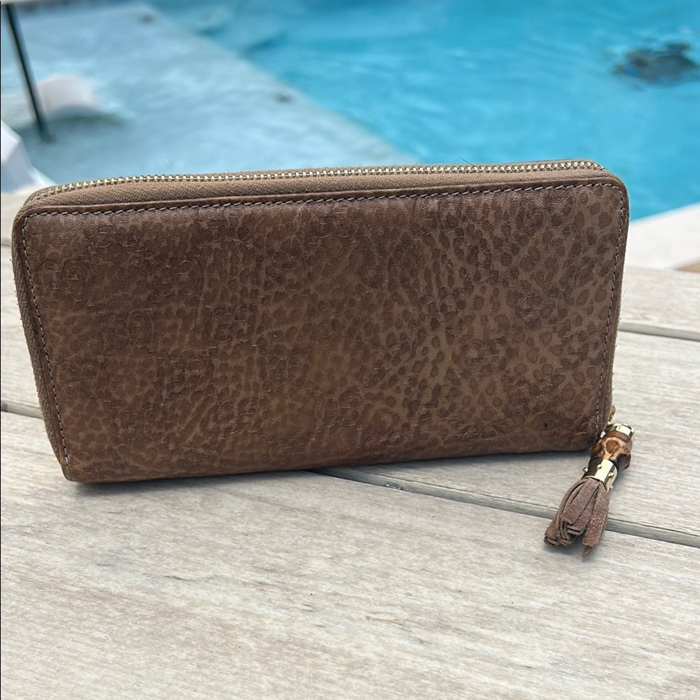 GUCCI GG Marmont Zip around wallet
